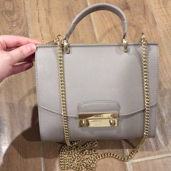 Handle Bag Furla Julia Mini Leather Crossbody Bag Furla-Saffiano